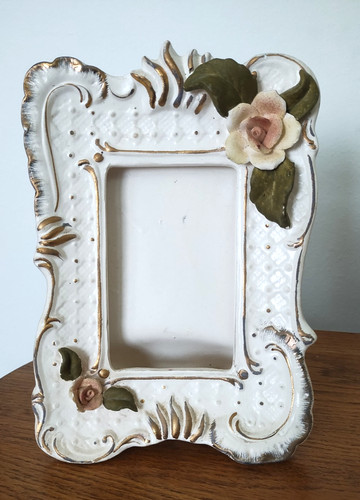 Ceramic picture frame - 3-d,